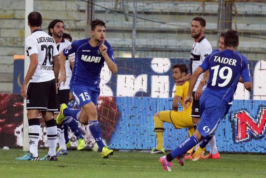 Acerbi ha siglato la seconda rete del Sassuolo nel derby contro il Parma. Ansa